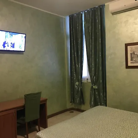 Tokyo Hotel *