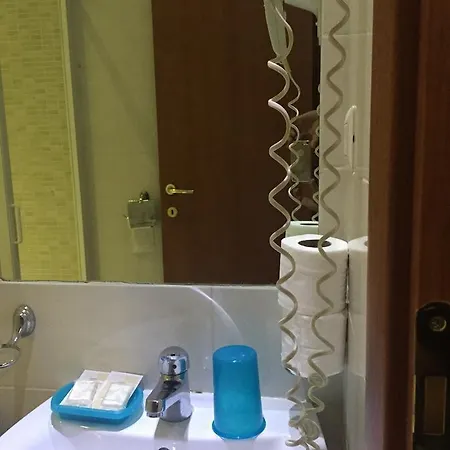 Tokyo Hotel *